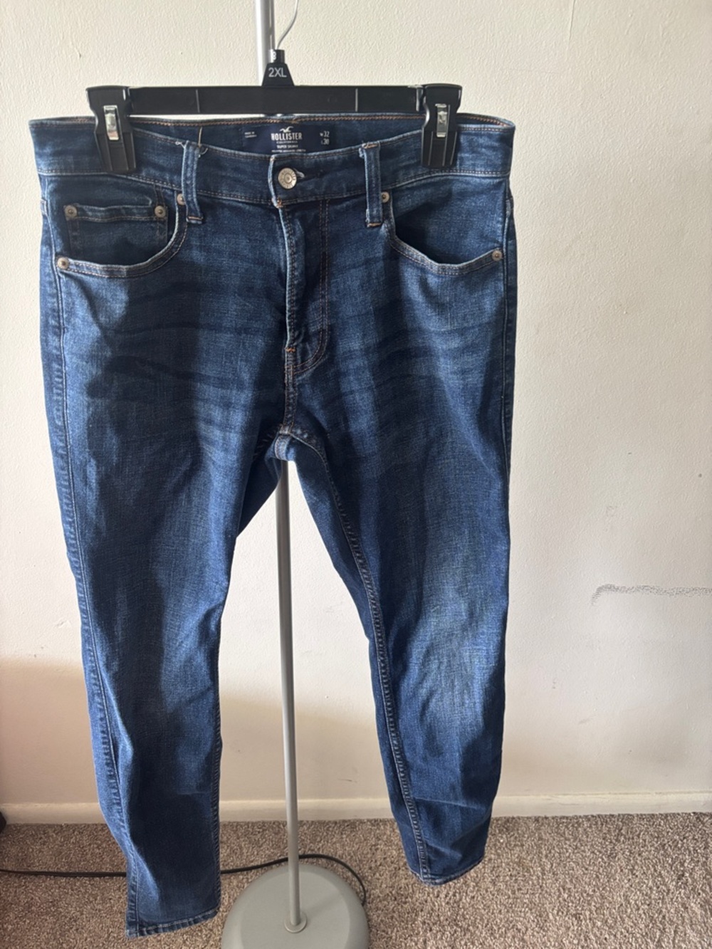 Hollister Men’s Dark Wash Skinny Jeans